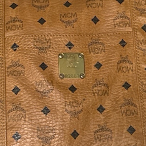 MCM Cognac Visetos Shoulder Bag - Picture 2 of 10